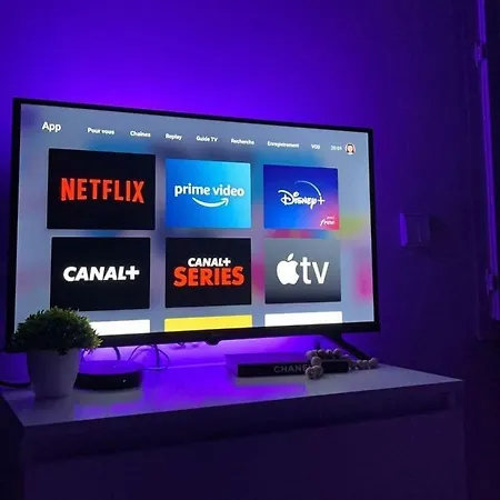 King Bed Smart Tv Wifi Downtown Apartment Oslo Exterior photo